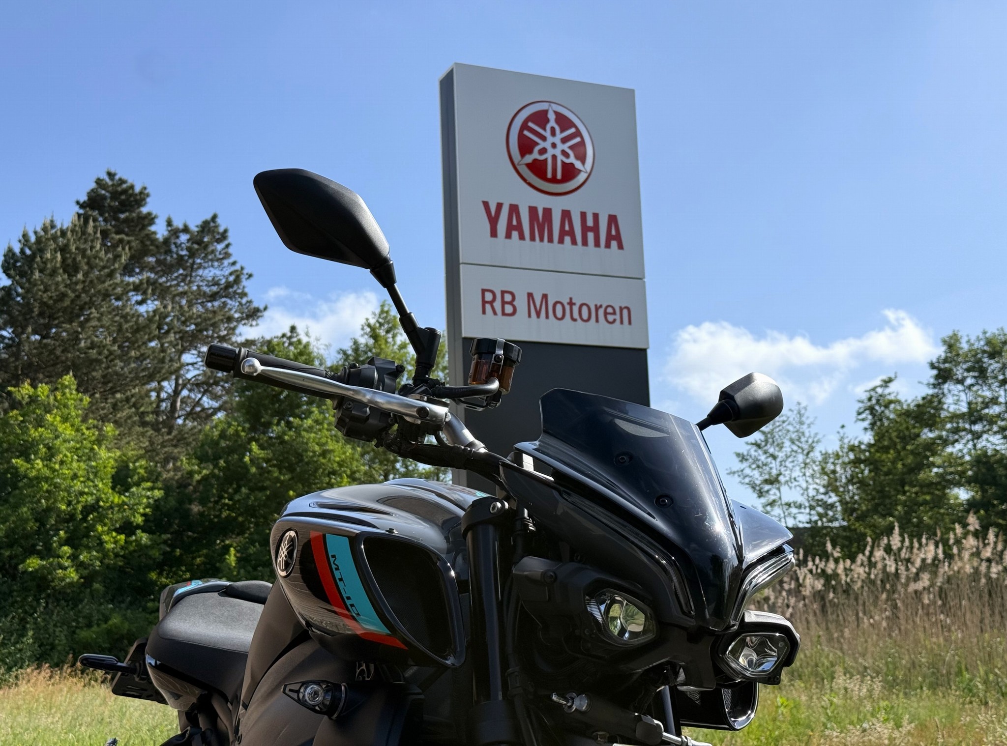 YAMAHA MT 10