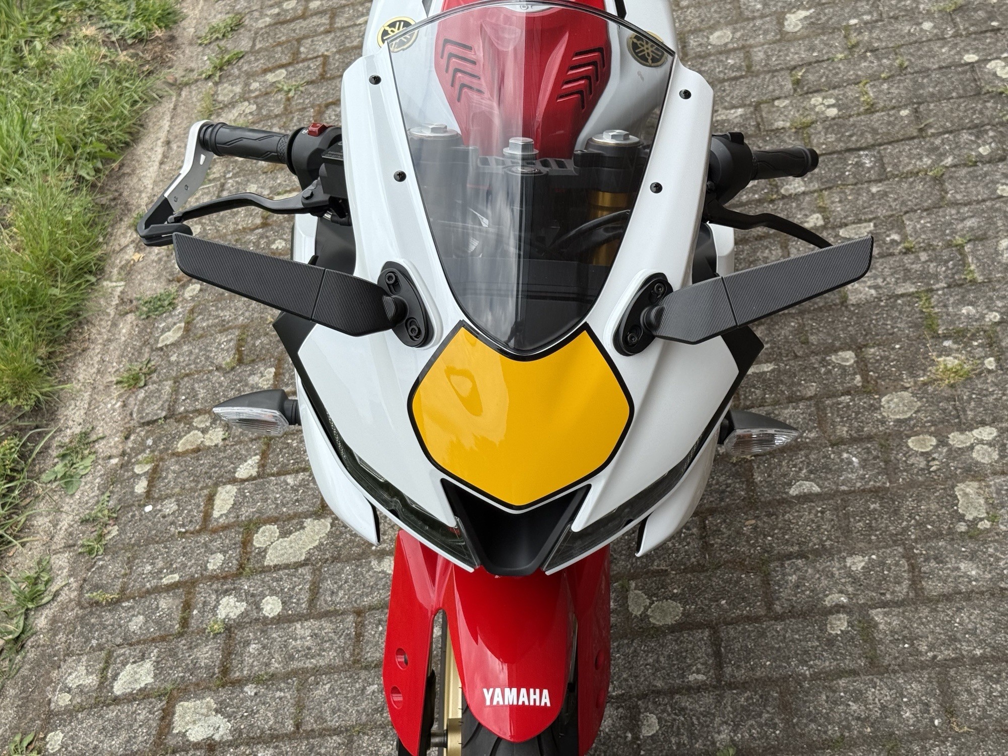 YAMAHA YZF R125 Anniversary