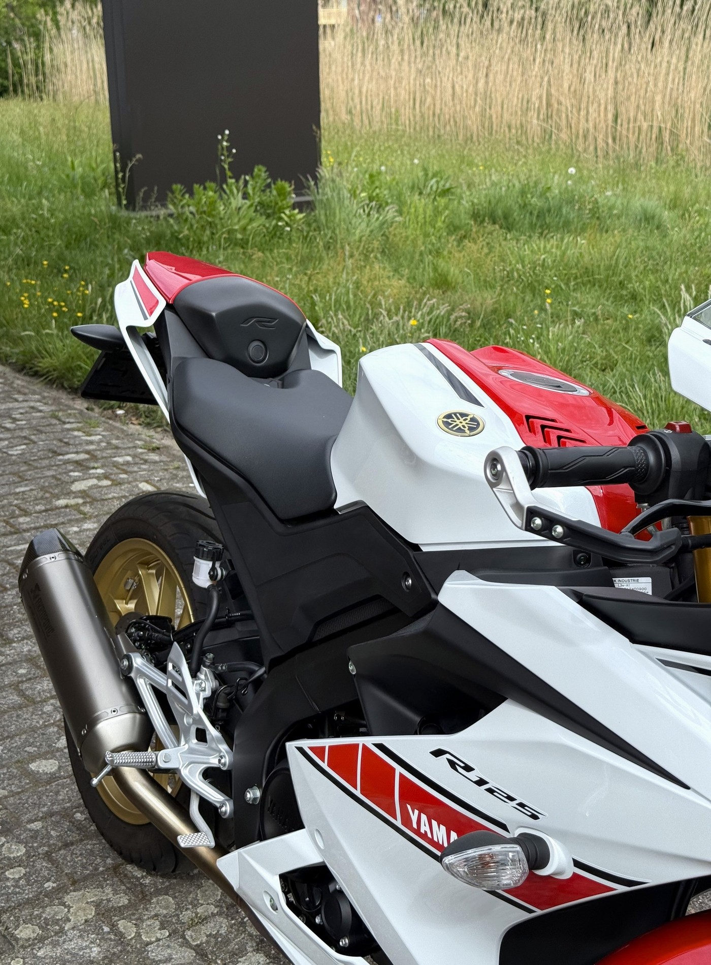YAMAHA YZF R125 Anniversary