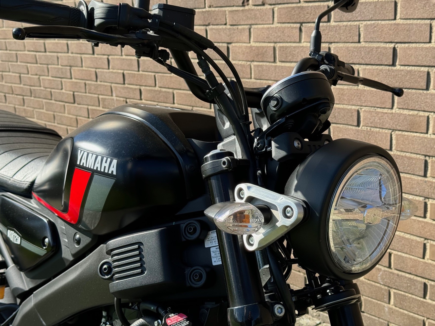 YAMAHA XSR 125