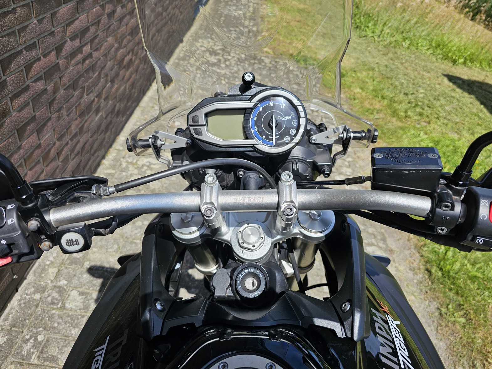 TRIUMPH Tiger 800 XC
