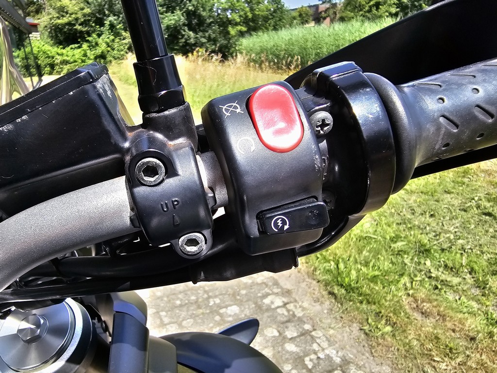 TRIUMPH Tiger 800 XC