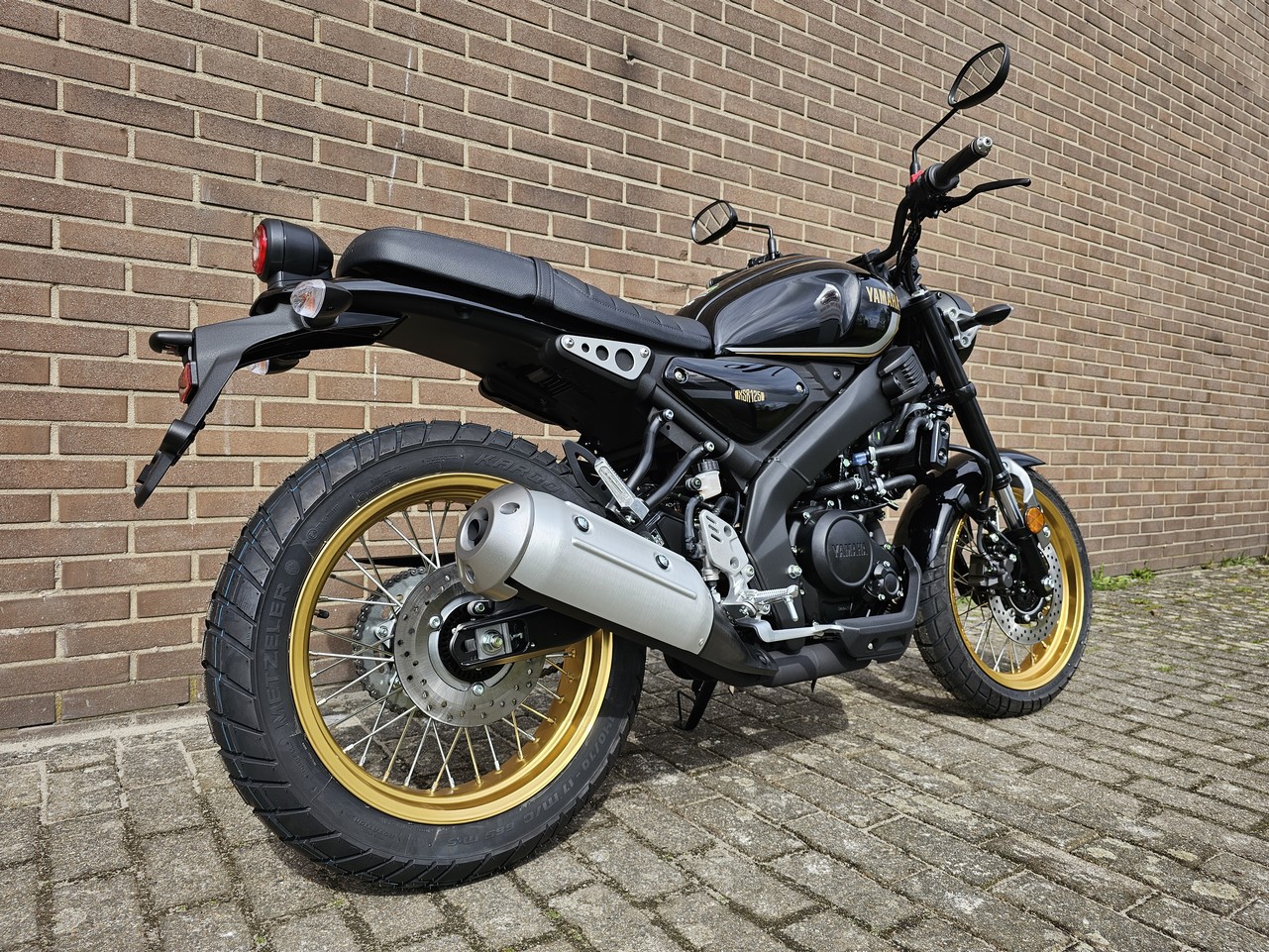 YAMAHA XSR 125 Legacy