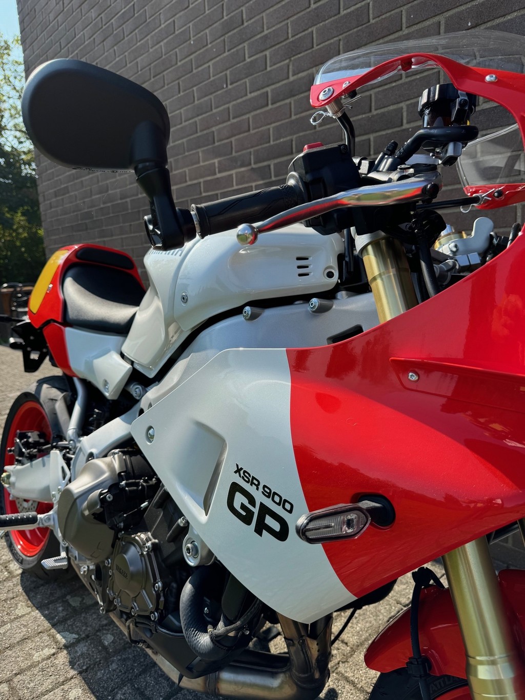 YAMAHA XSR 900 GP