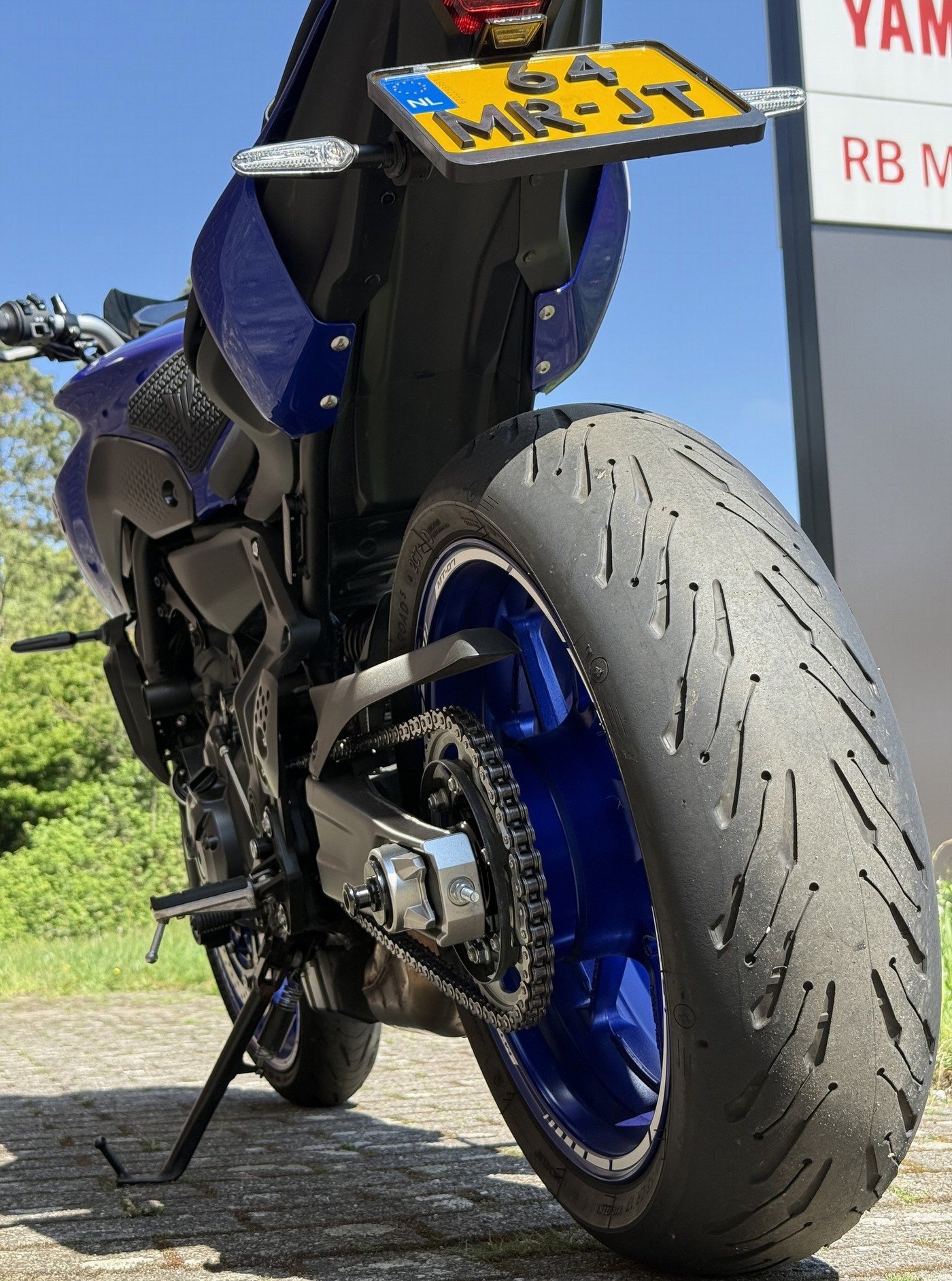 YAMAHA MT 07 MT07 2022 - Met Slechts