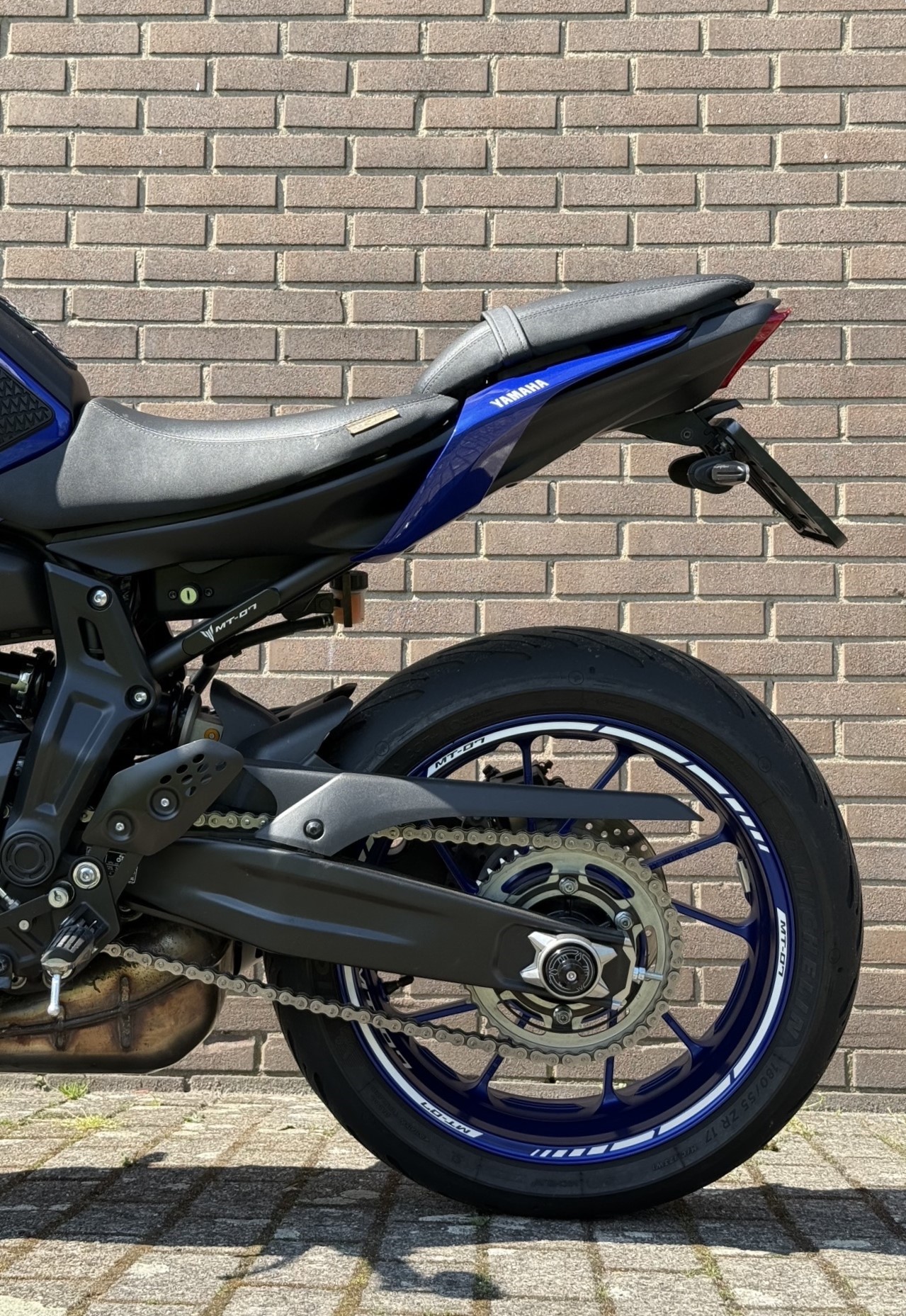 YAMAHA MT 07 MT07 2022 - Met Slechts