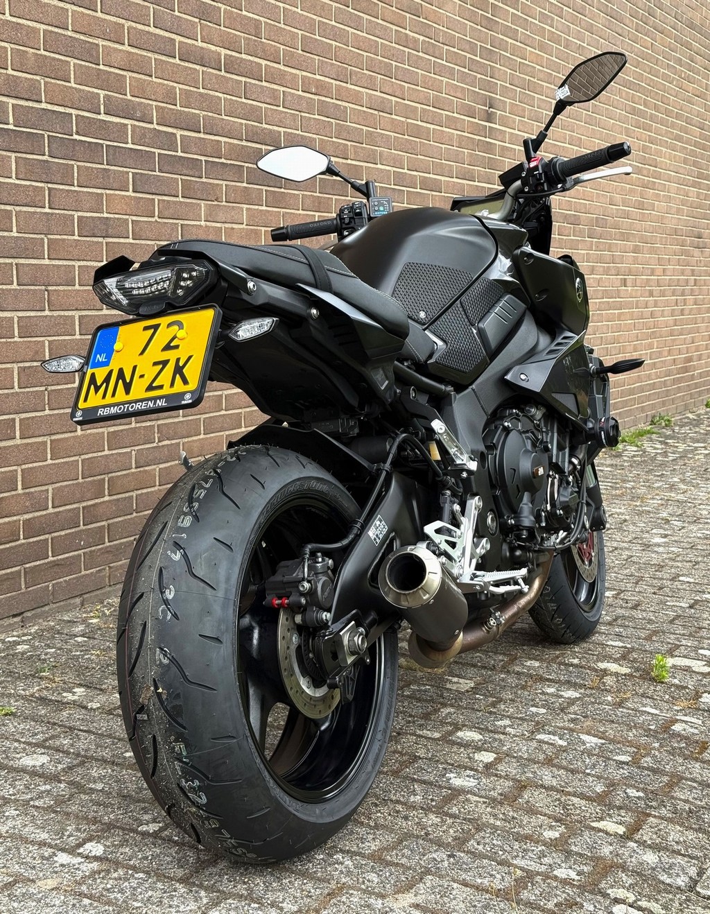 YAMAHA MT 10