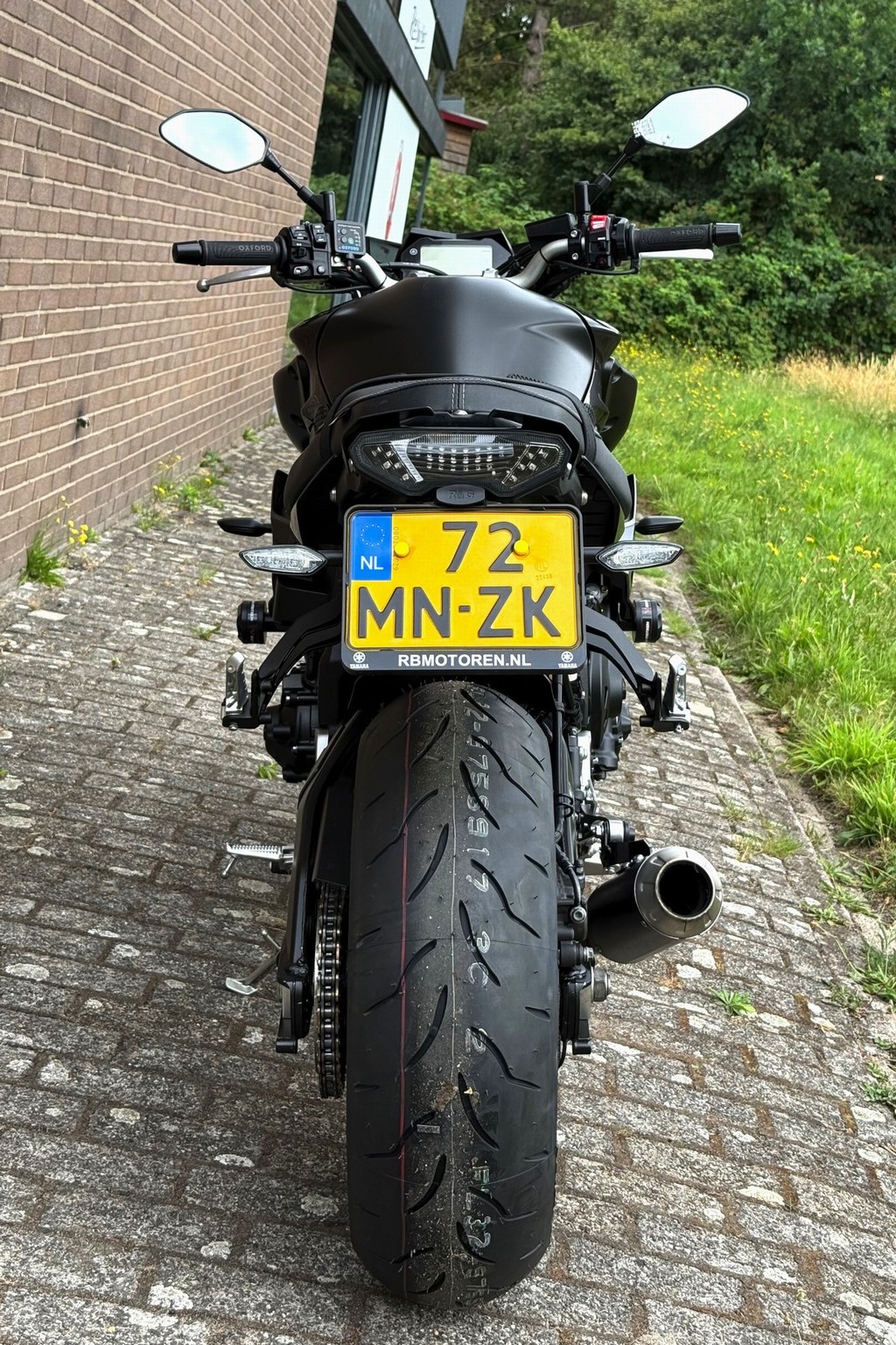 YAMAHA MT 10
