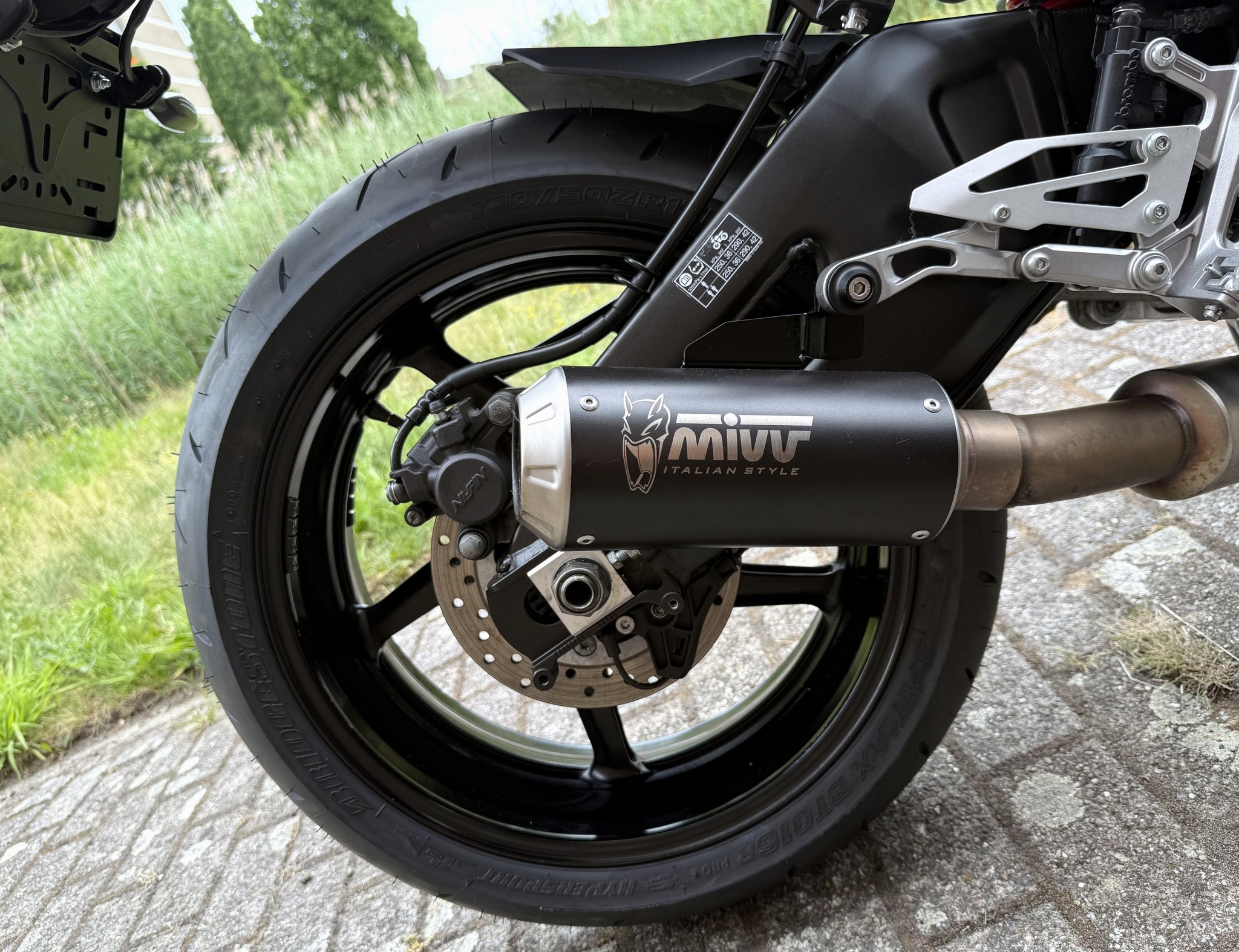 YAMAHA MT 10