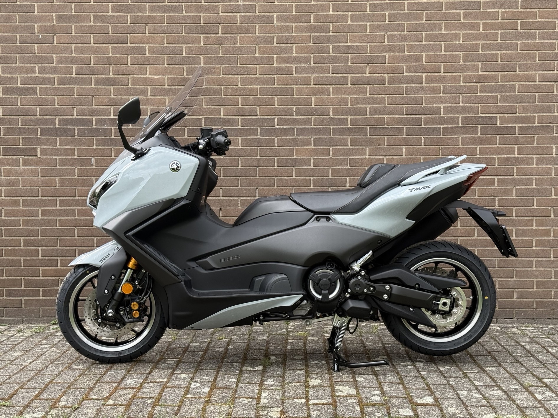 YAMAHA T-MAX XP 560 A Tech max