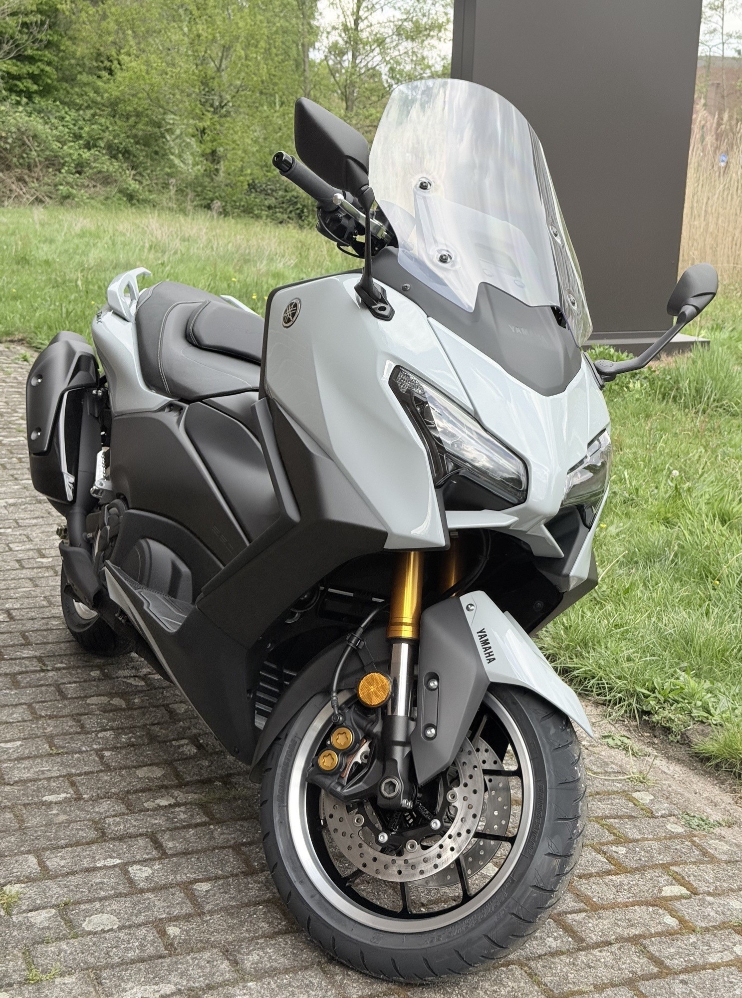 YAMAHA T-MAX XP 560 A Tech max