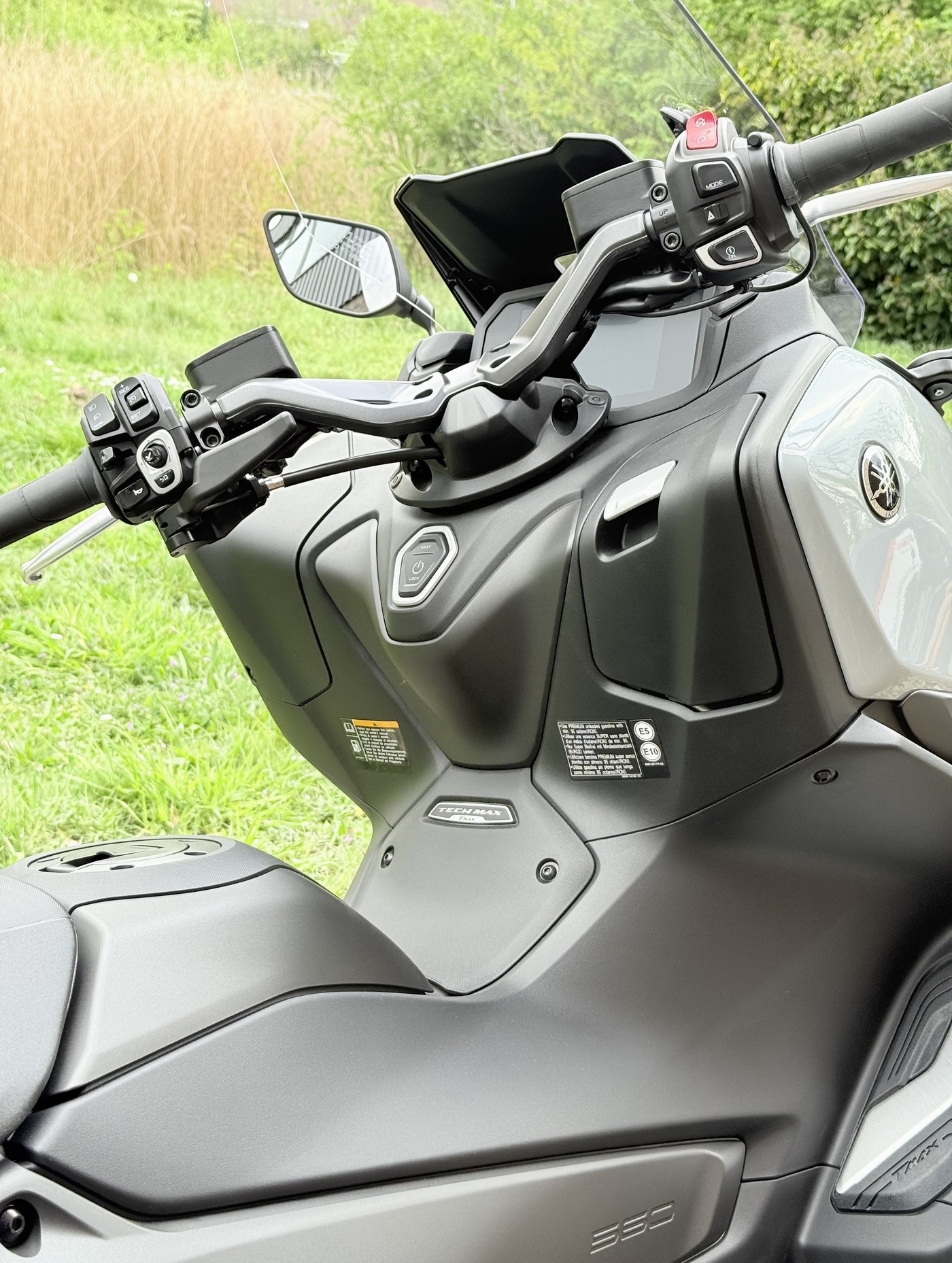 YAMAHA T-MAX XP 560 A Tech max