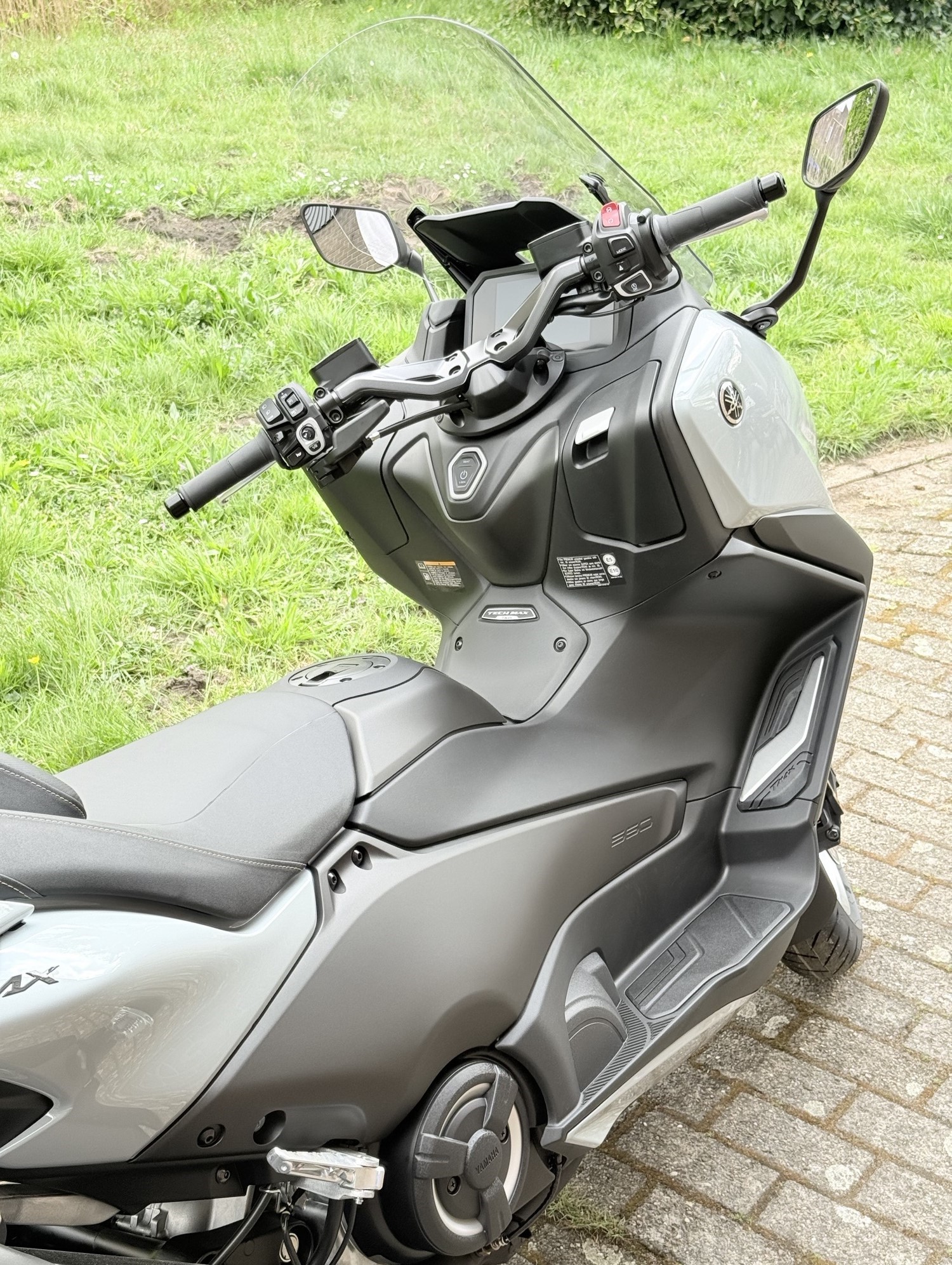 YAMAHA T-MAX XP 560 A Tech max