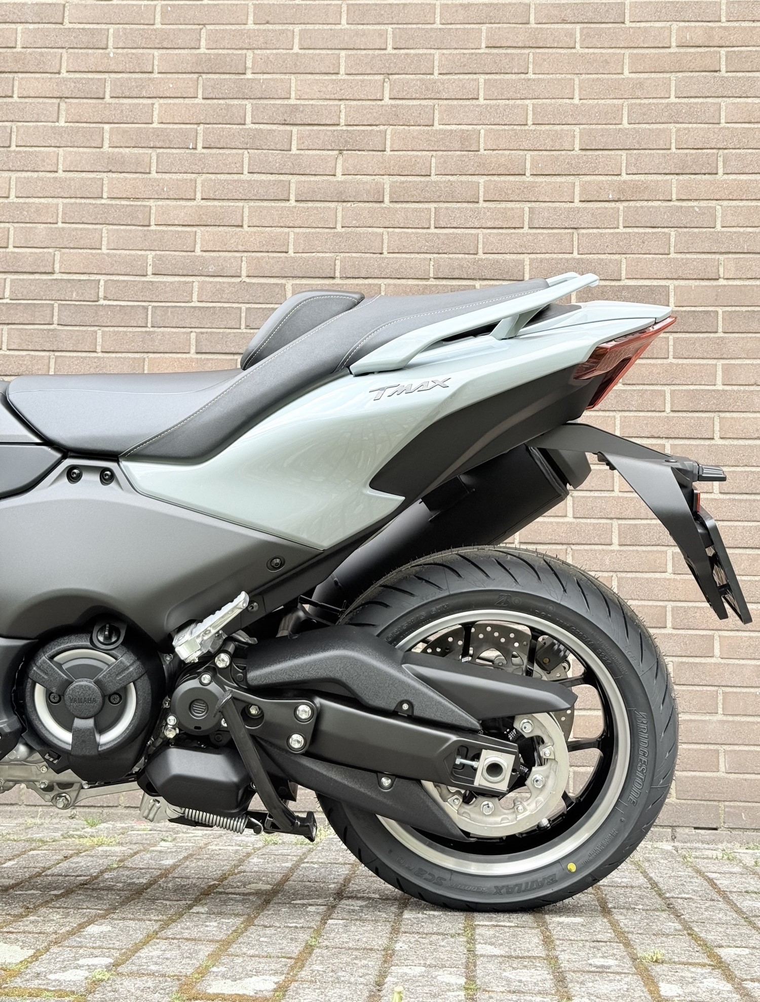 YAMAHA T-MAX XP 560 A Tech max
