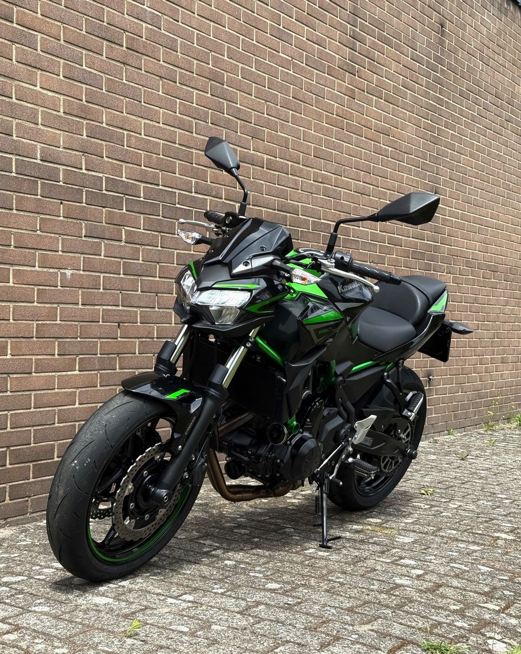 KAWASAKI Z 650