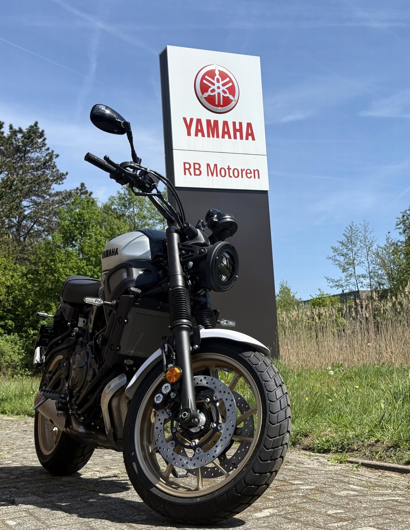 YAMAHA XSR 700 Legacy Yamaha XSR700 L