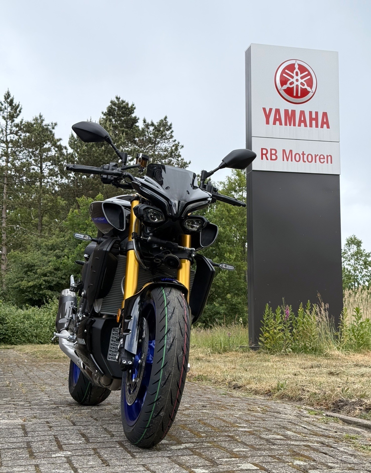 YAMAHA MT 10 SP