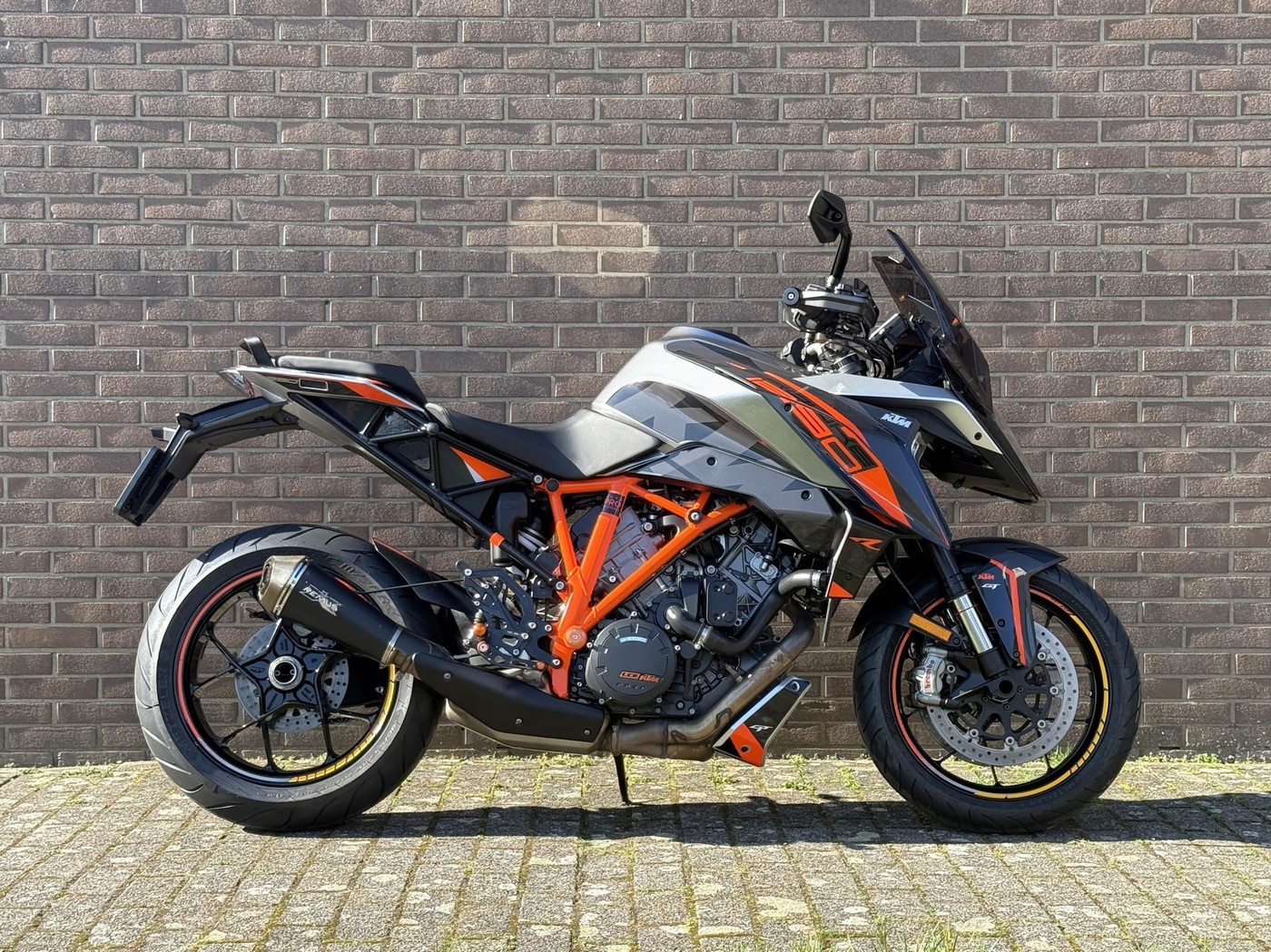 KTM 1290 SUPERDUKE GT R