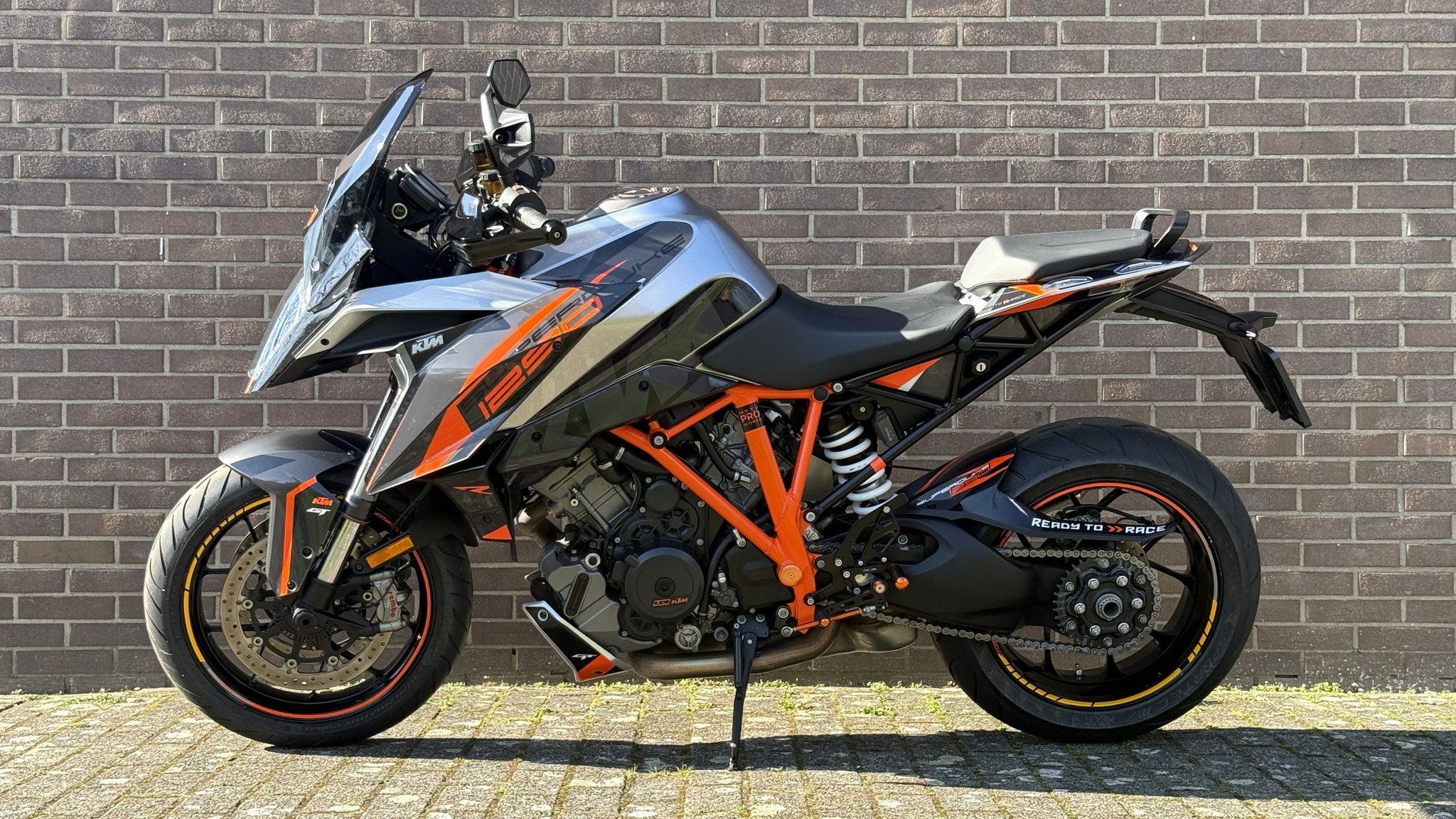 KTM 1290 SUPERDUKE GT R