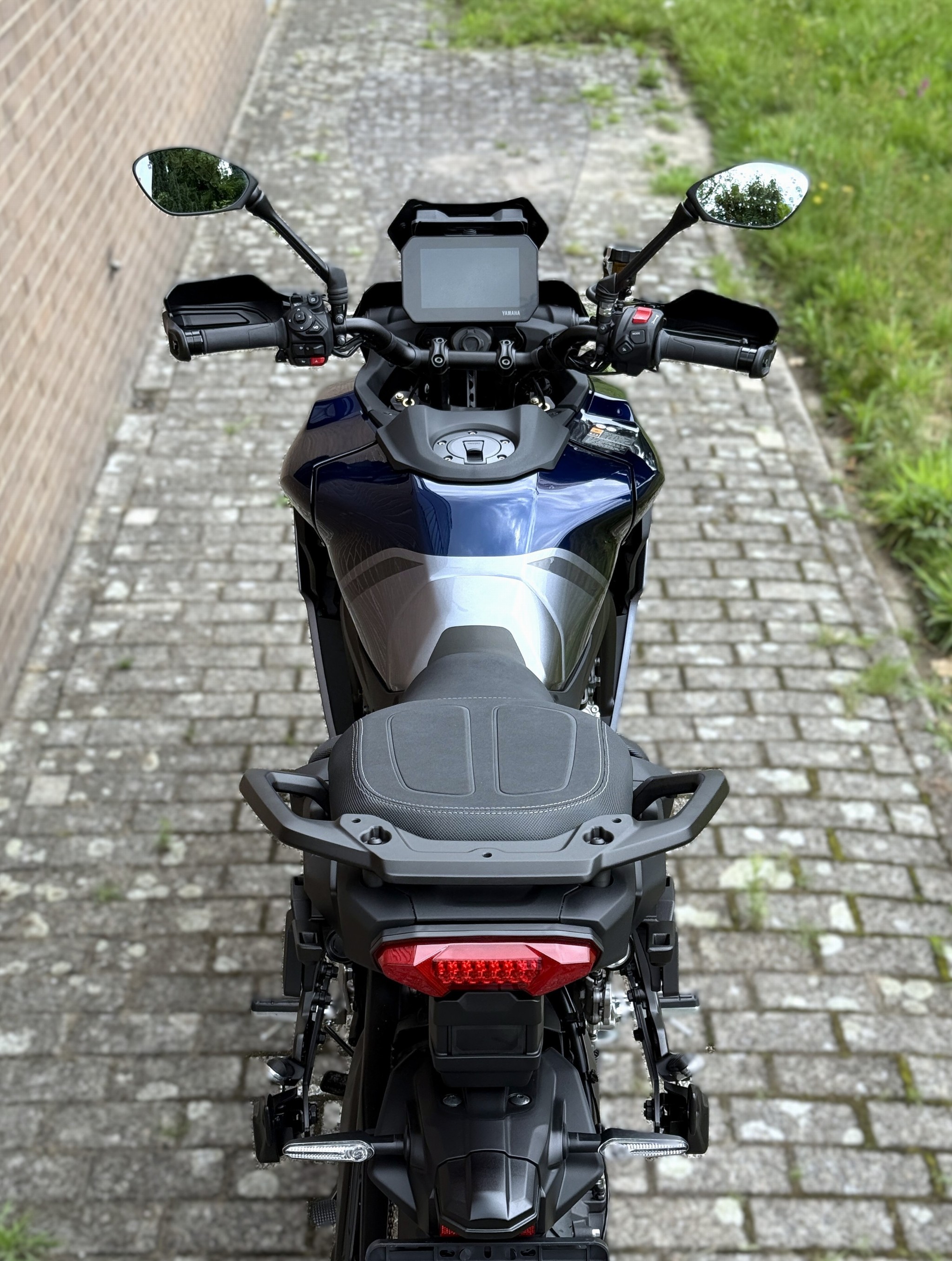 YAMAHA Tracer 9 GT + Y-AMT
