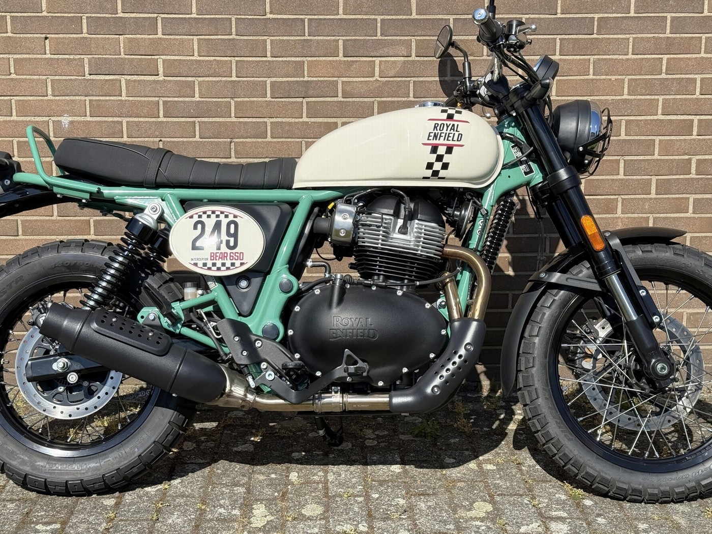 ROYAL-ENFIELD Bear 650