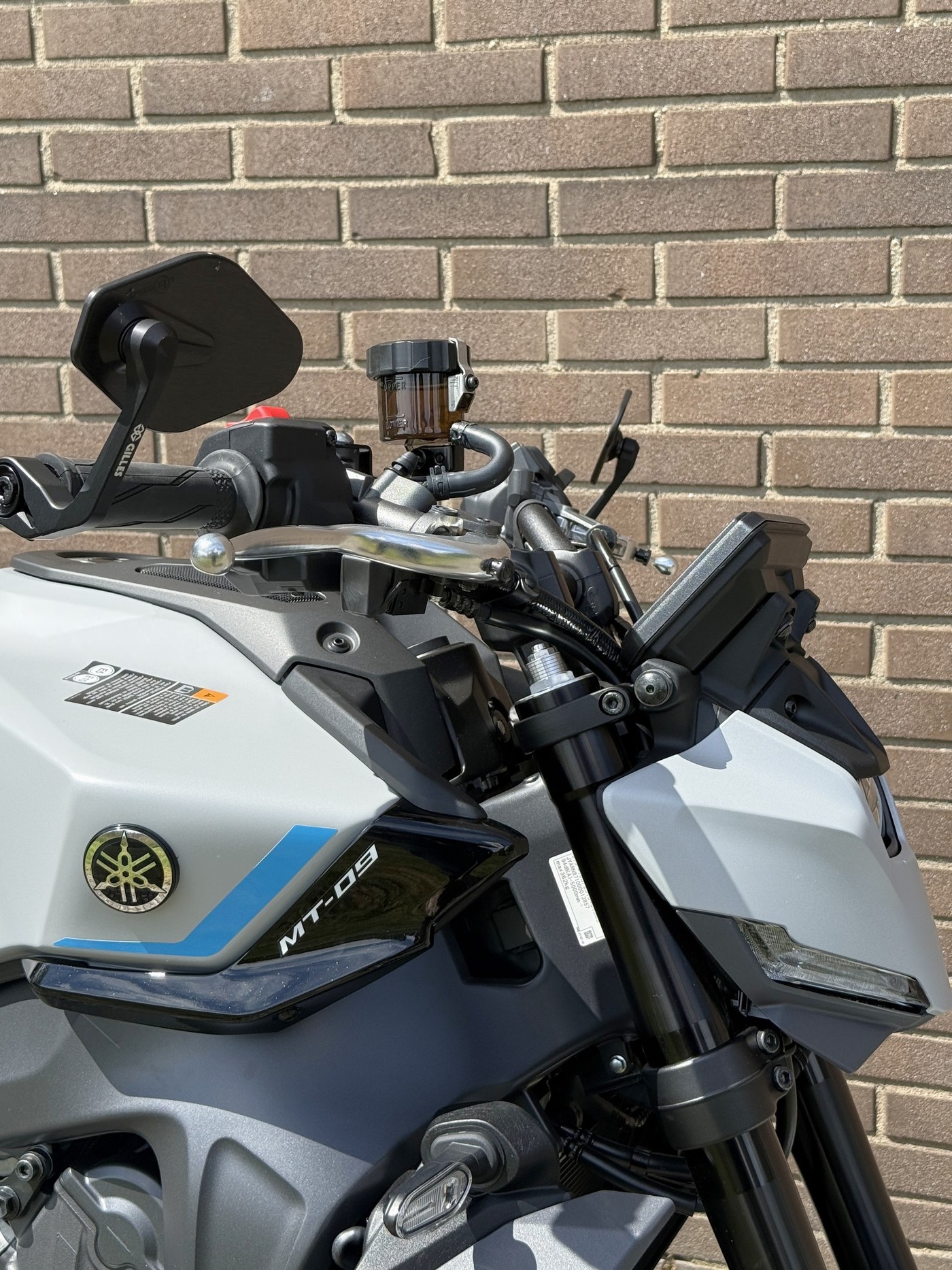 YAMAHA MT 09