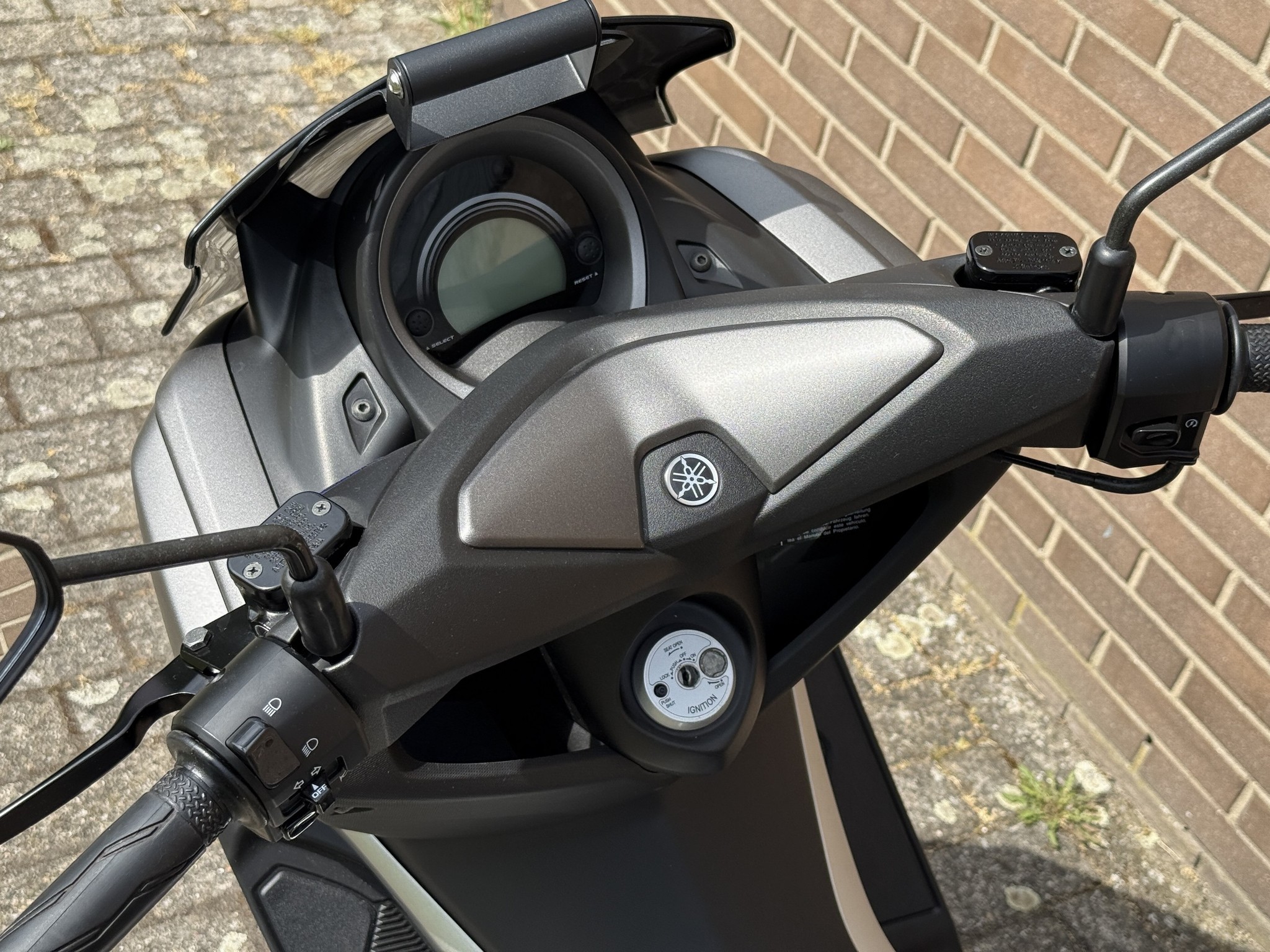 YAMAHA N-max