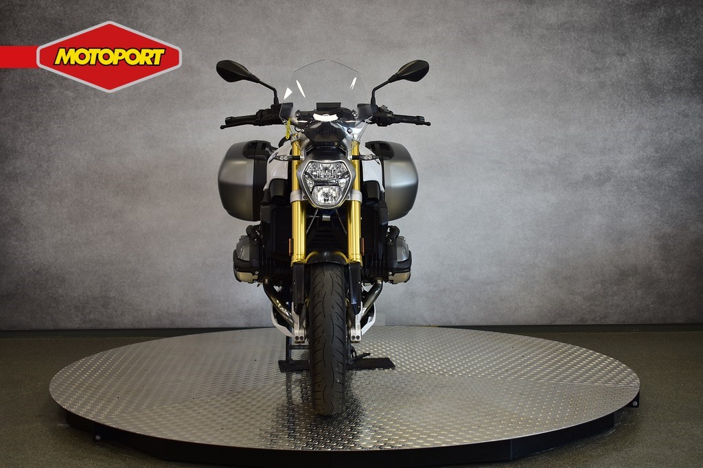 BMW - R 1200 R