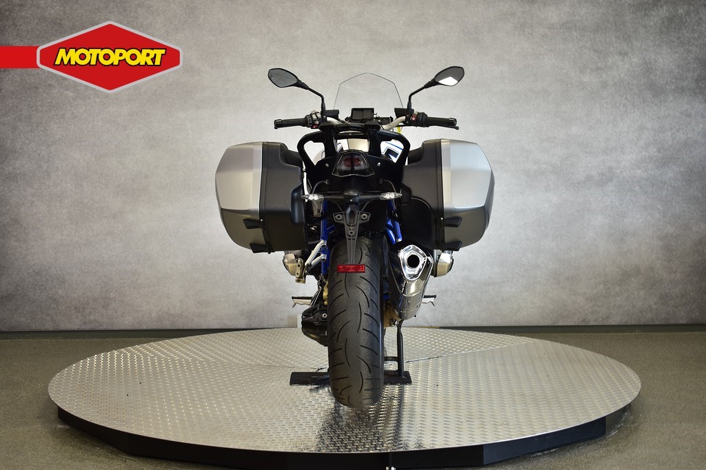 BMW - R 1200 R