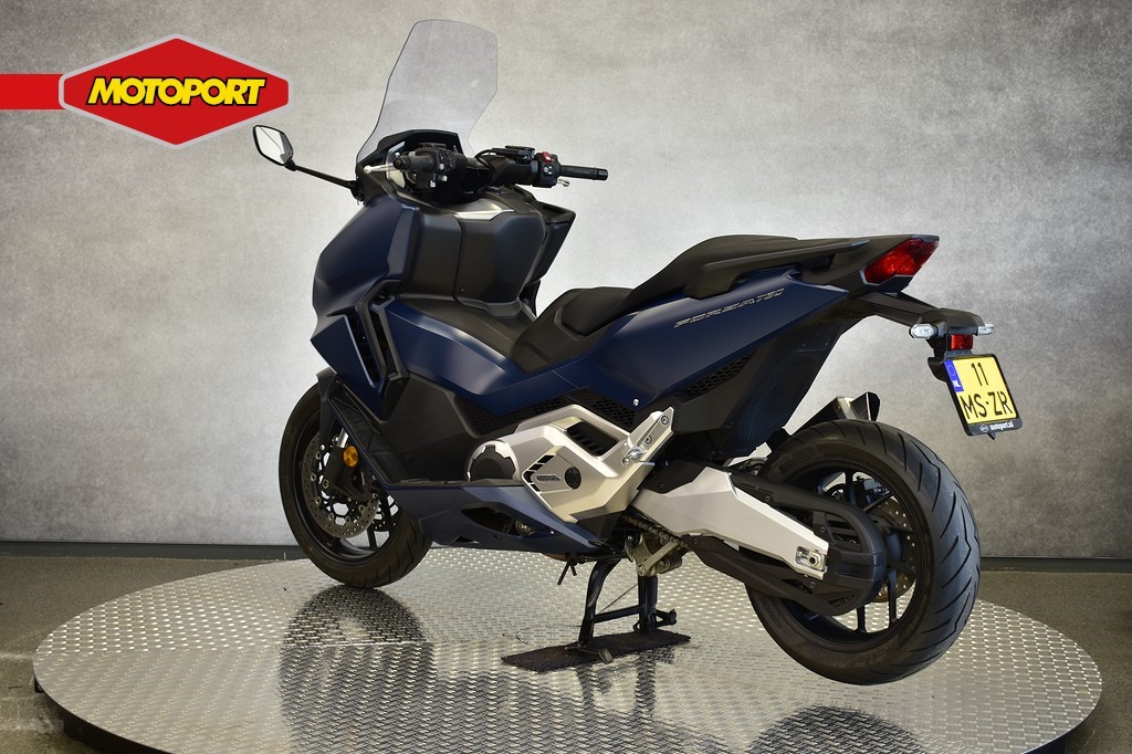 HONDA - FORZA 750