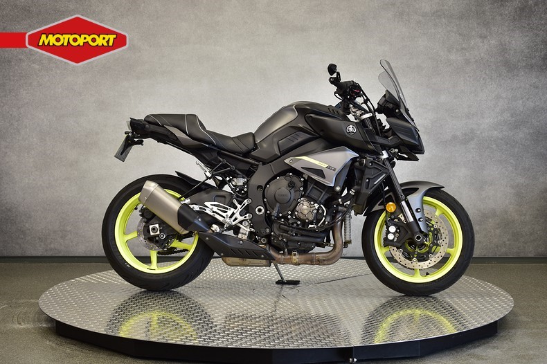 YAMAHA - MT 10