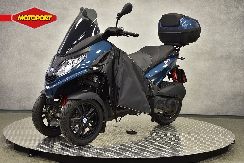 PIAGGIO - MP 3 300 HPE SPORT