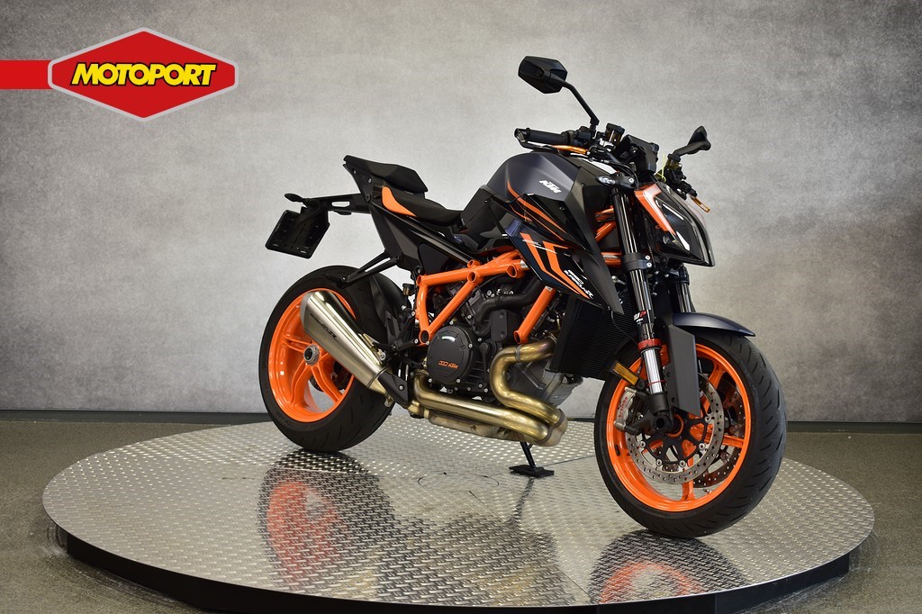 KTM - 1290 SUPER DUKE R