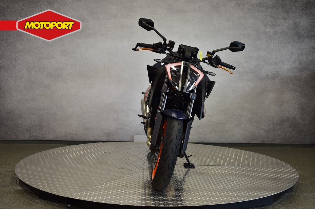 KTM - 1290 SUPER DUKE R