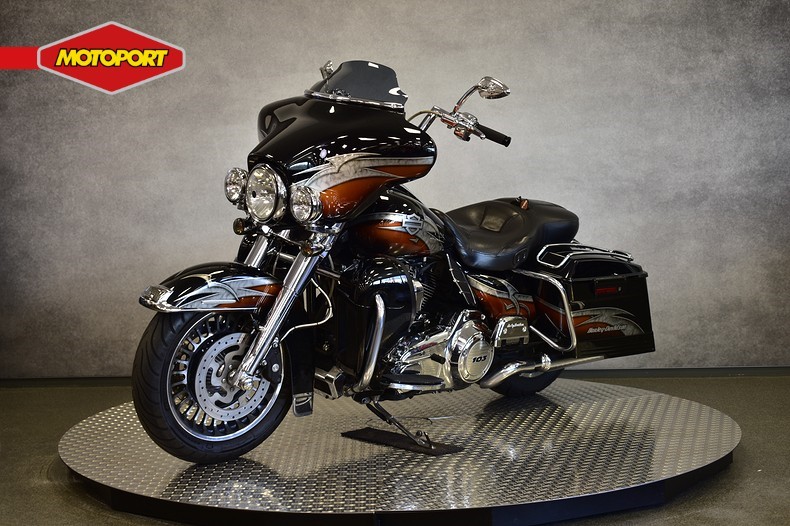 HARLEY-DAVIDSON - FLHTK ULTRA ELECTRA GLIDE LIMI