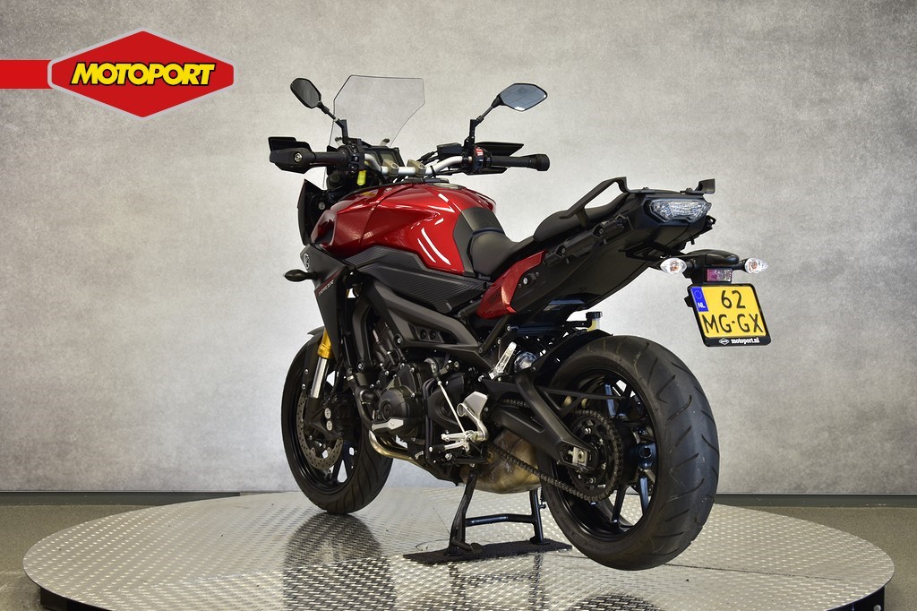YAMAHA - TRACER 900