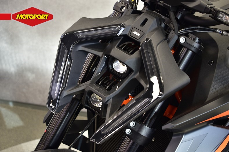 KTM - 1390 SUPER DUKE R EVO display