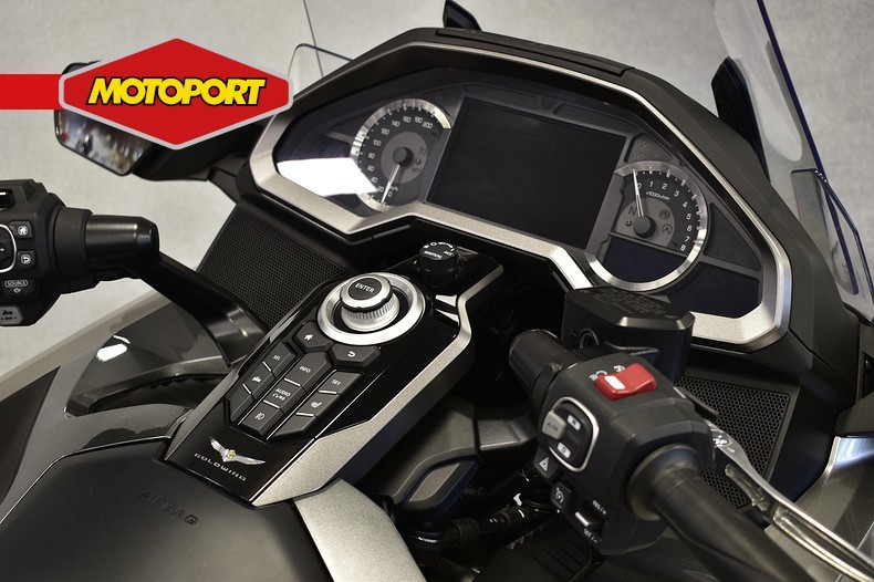 HONDA - GL 1800 GOLDWING TOUR DELUXE