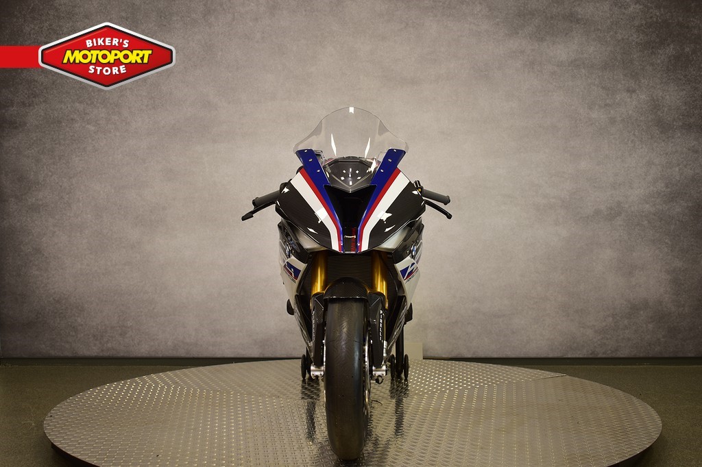 BMW - HP4 RACE