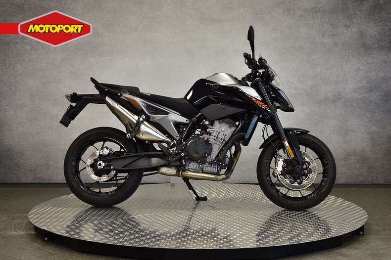KTM - 790 DUKE