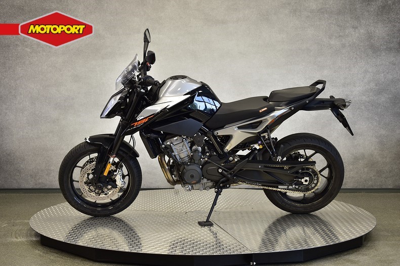 KTM - 790 DUKE