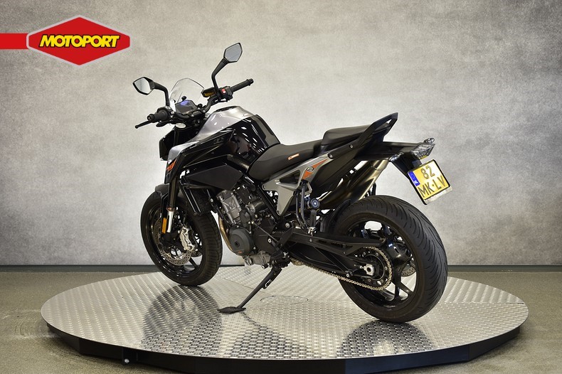 KTM - 790 DUKE