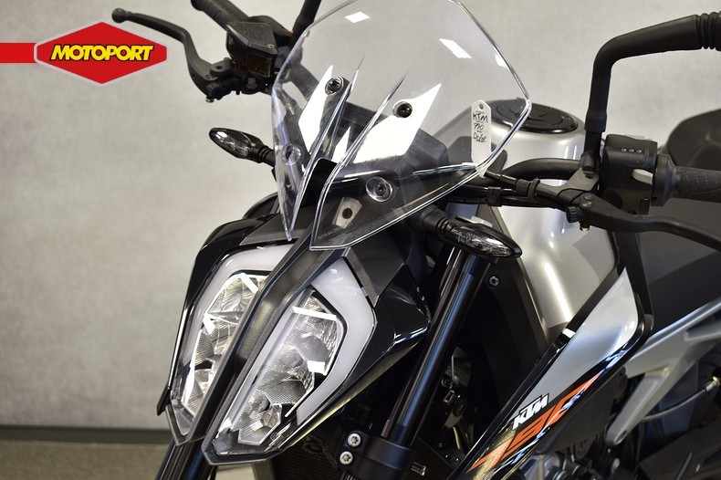 KTM - 790 DUKE