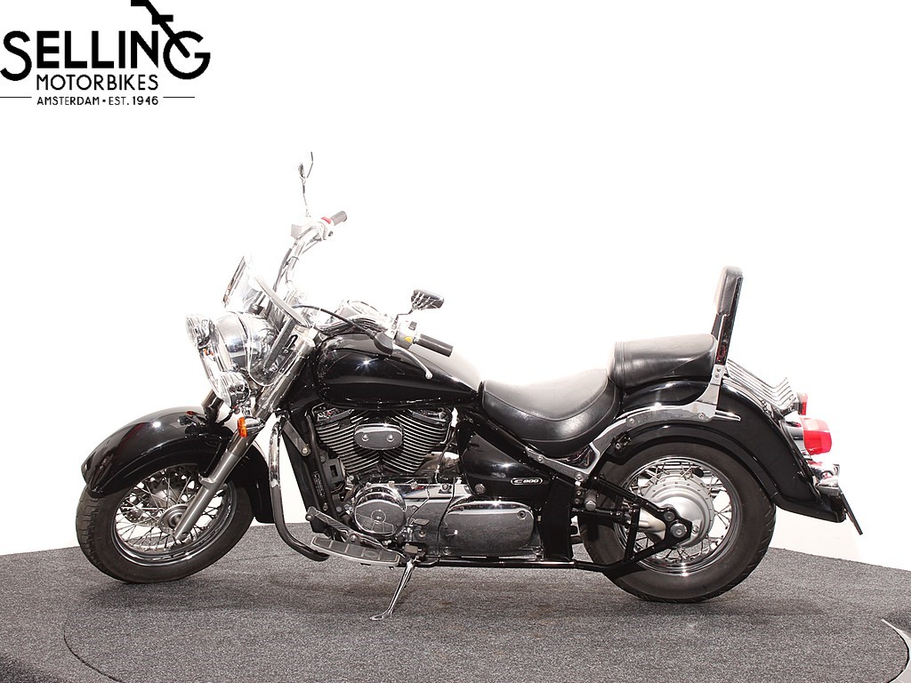 SUZUKI - Intruder C 800 LC