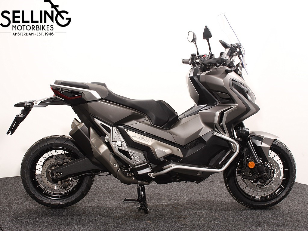 HONDA - X-ADV 750