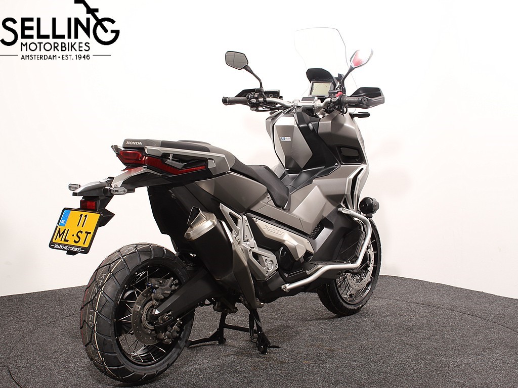 HONDA - X-ADV 750