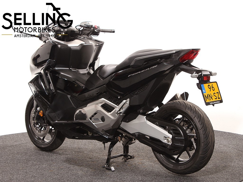 HONDA - NSS 750 Forza