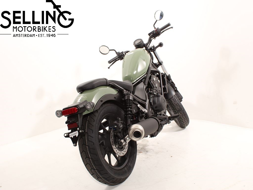 Te Koop: HONDA CMX 500 REBEL GY157 Pearl Orga - BikeNet