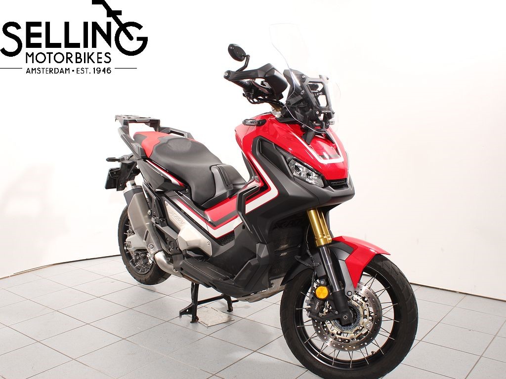 HONDA - X-ADV 750