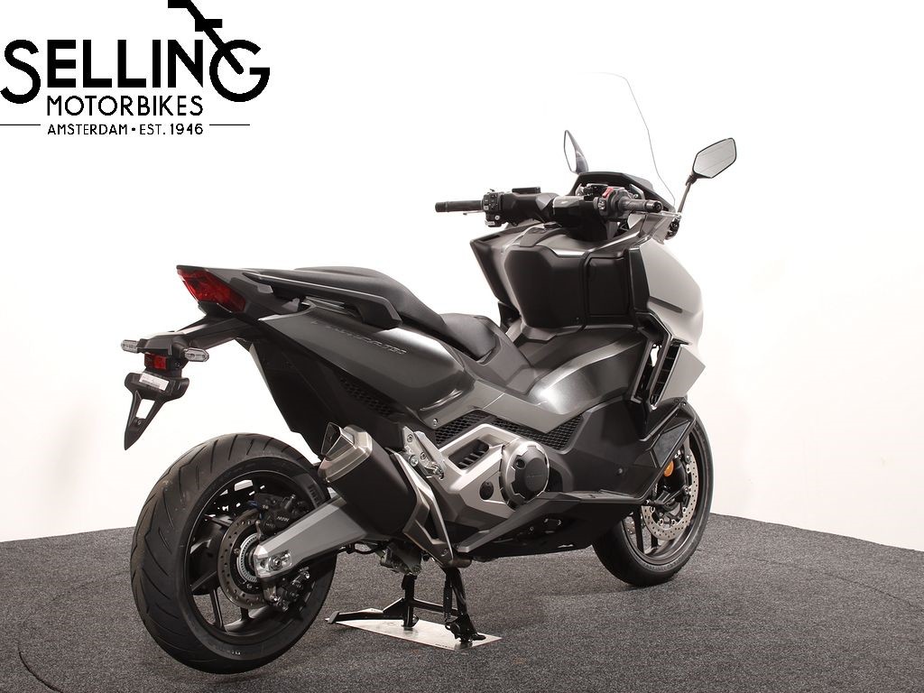 HONDA - NSS 750 Forza NHC65 Iridium Gr